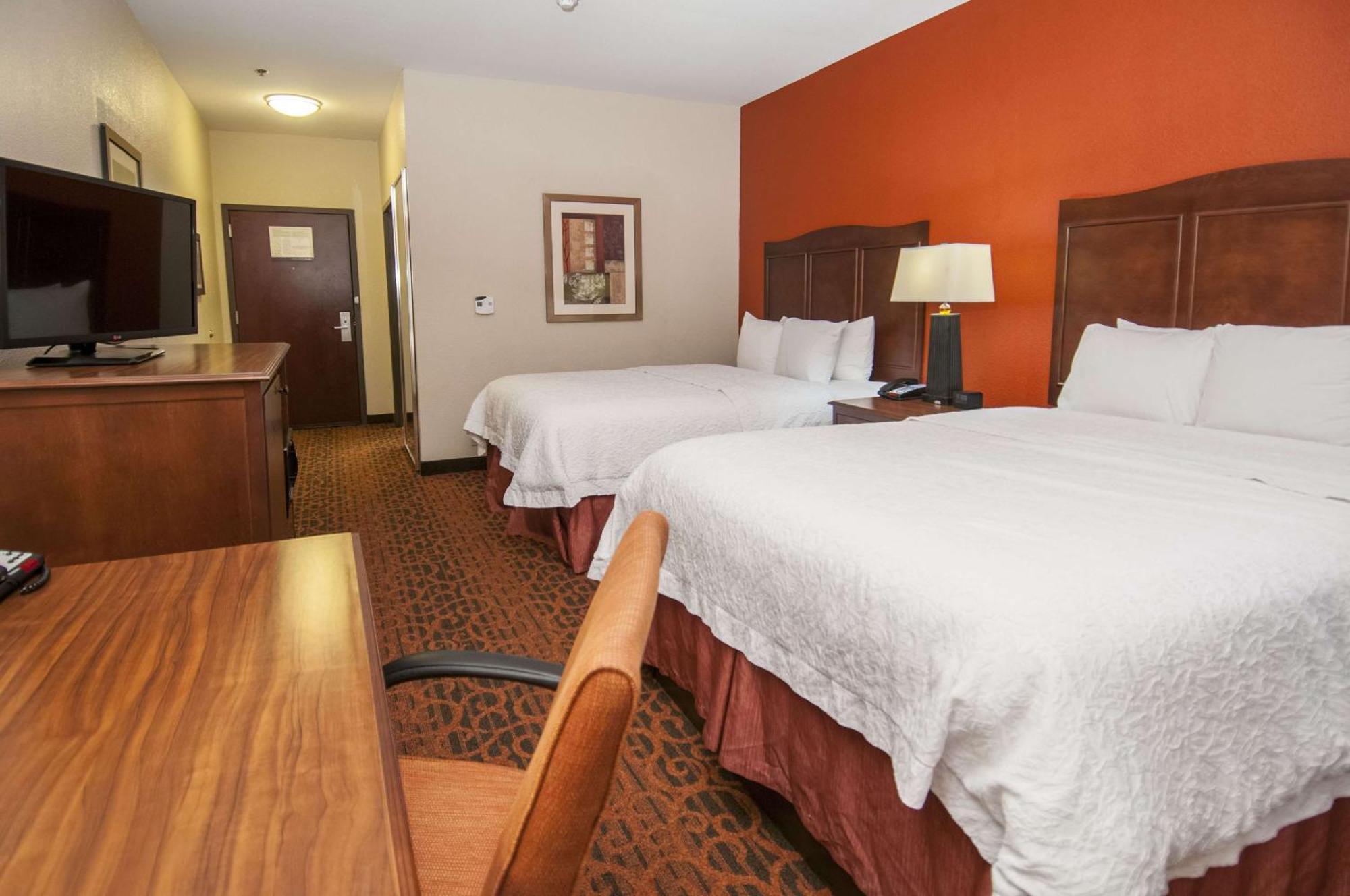 Hampton Inn And Suites Waxahachie Exterior photo