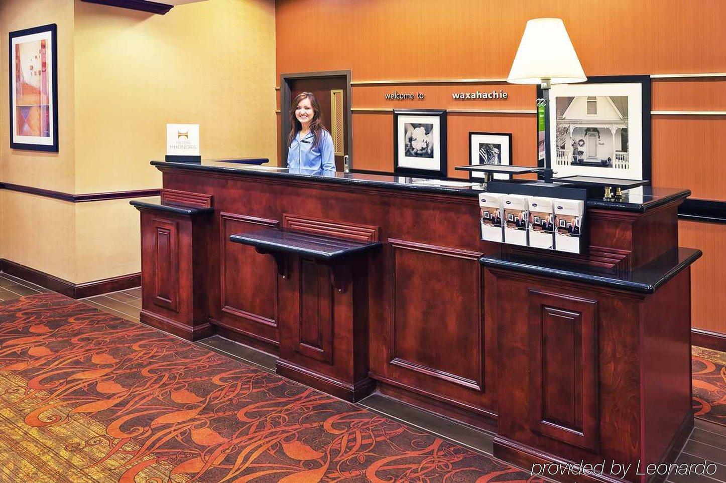 Hampton Inn And Suites Waxahachie Exterior photo