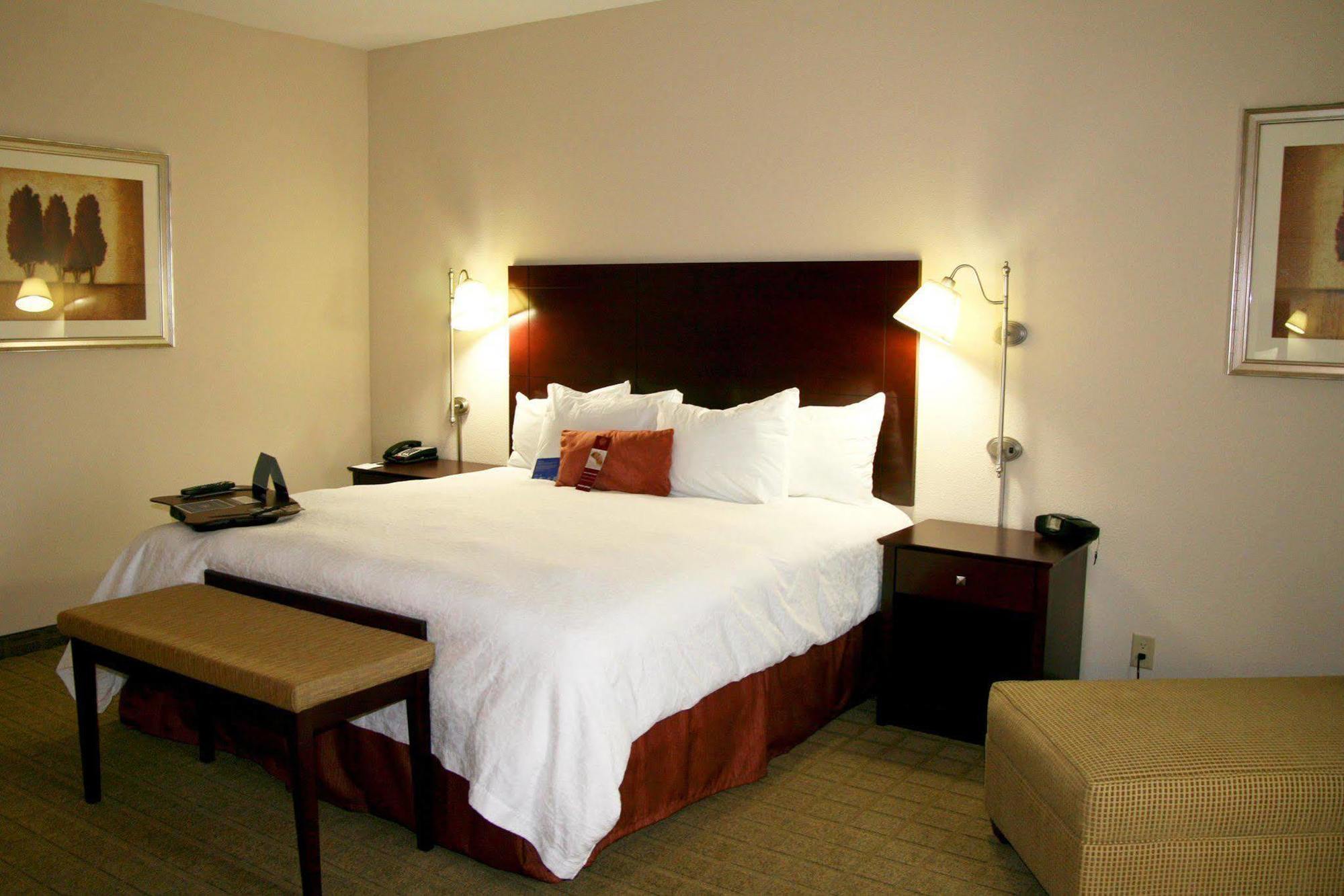 Hampton Inn And Suites Waxahachie Room photo
