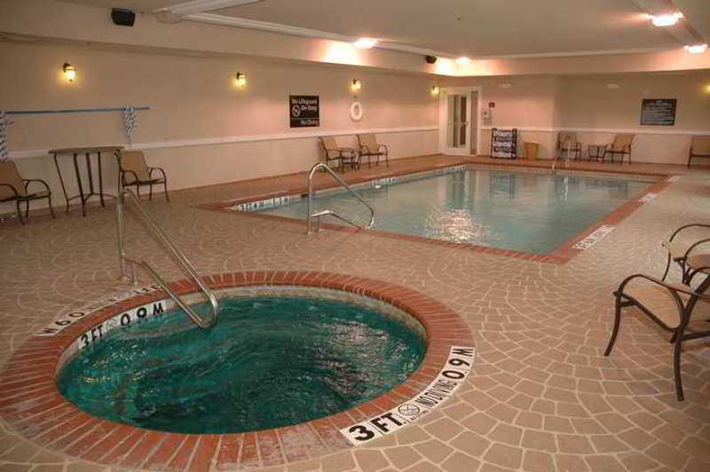 Hampton Inn And Suites Waxahachie Facilities photo